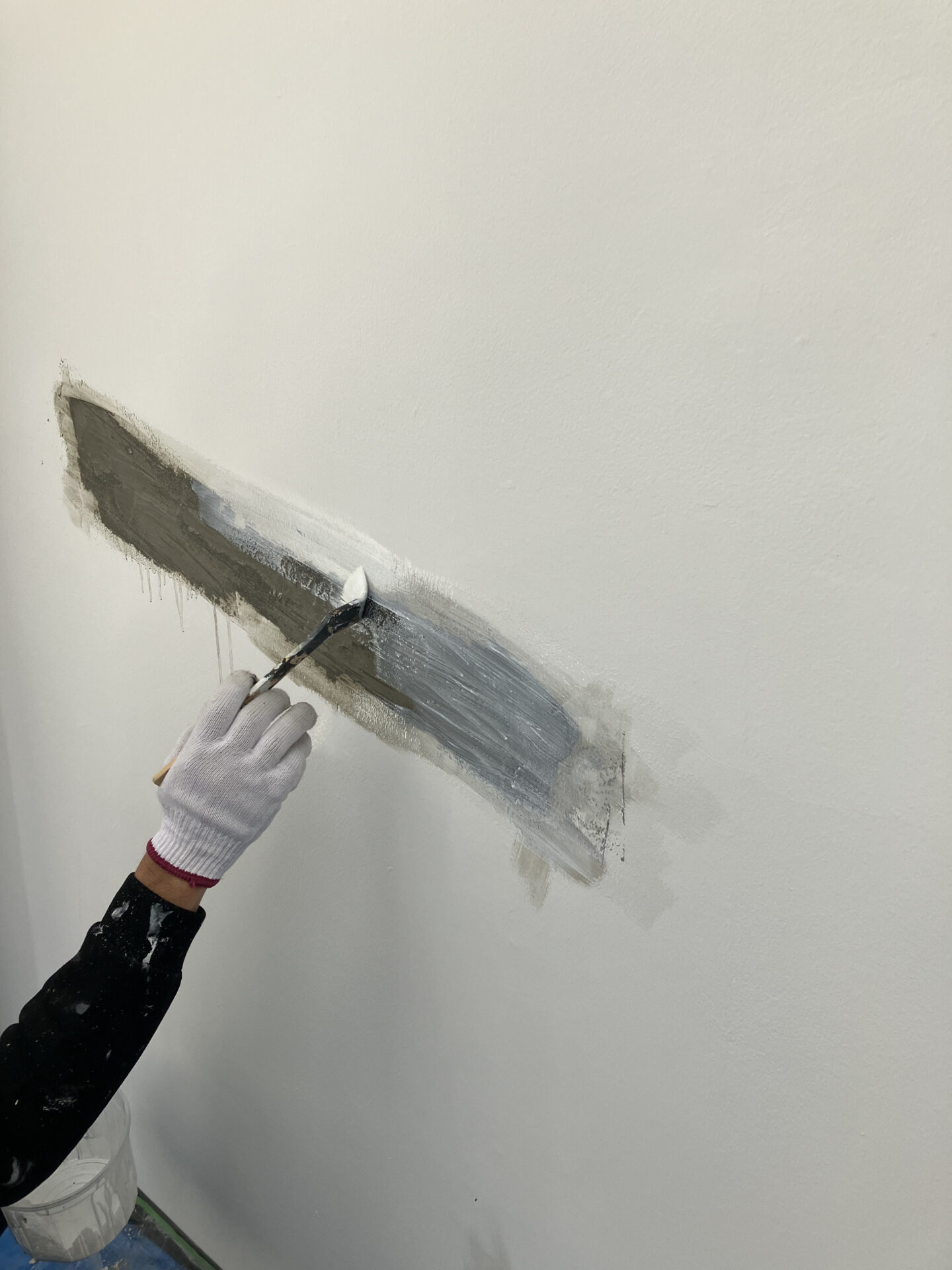 下塗り
ミラクルプライマーMP-1000塗布