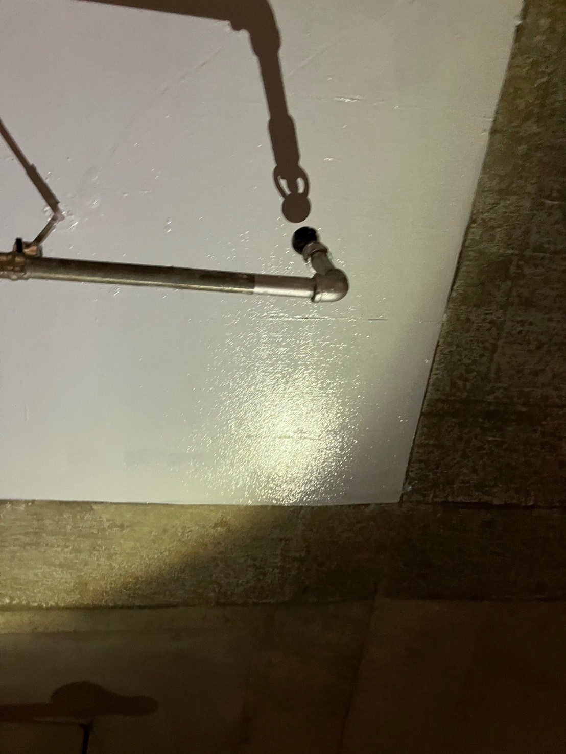 再度MP-1000を塗布の上、上塗り仕上げで綺麗に仕上げました。